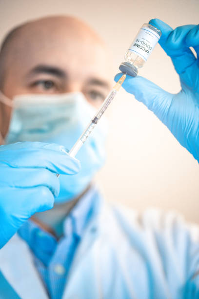 istock Coronavirus covid-19 vaccine 1291484011