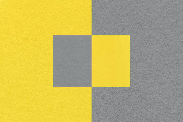 colore pantone dello sfondo giallo illuminante e grigio finale dell'anno 2021. - pantone 2021 foto e immagini stock