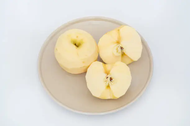 Fresh fruitbowl : apple