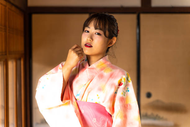 istock Yukata woman 1291636834