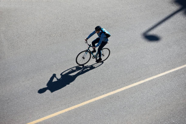 istock Big City Bicycle Commuter 1291639667