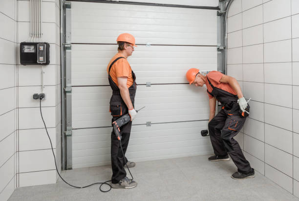 istock Workers are installing lift gates in the garage. 1291655228