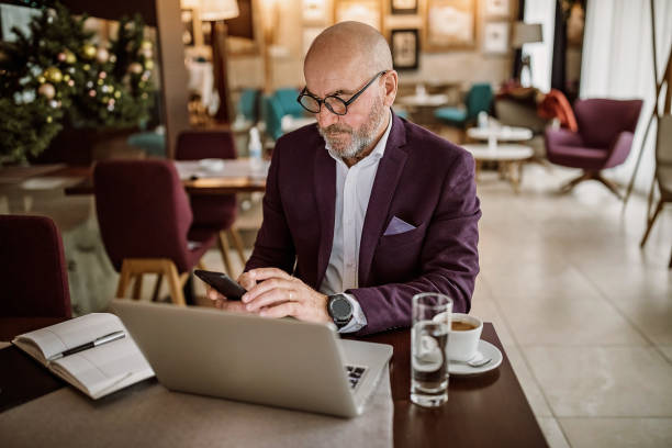 istock Business is anytime, anywhere 1291659640