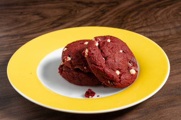 istock Red Velvet cookie with white chocolate 1291663652