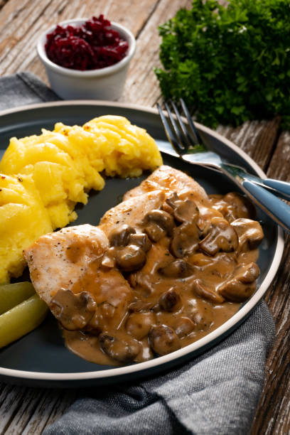 istock Grilled chicken breast with mushroom sauce. 1291666204