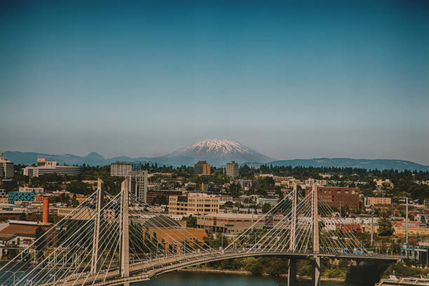 istock Portland Bridge with Mt Hood 1291694205