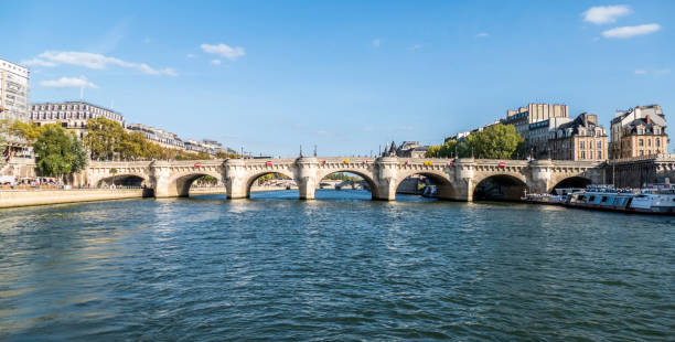 istock Paris, France - 09-12-2018:  The Pont Neuf over the Seine 1291790019