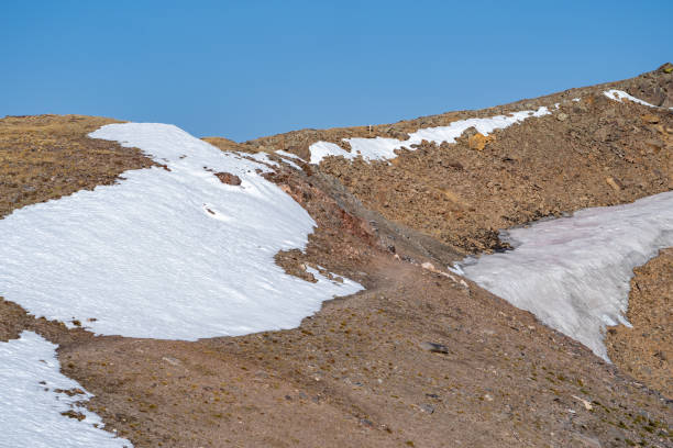 istock Desolate tundra in high elevation Rocky Mountain National Park, Colorado 1291810626