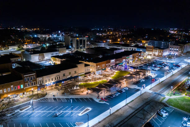 istock Christmas on Union Square Hickory NC 1291817041