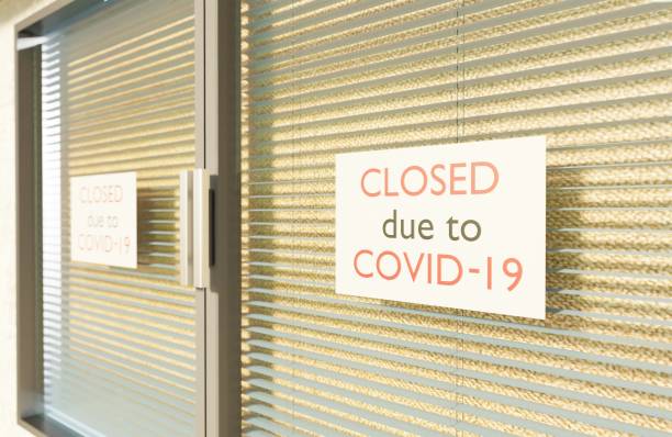 istock Close shop Covid-19 1291903975