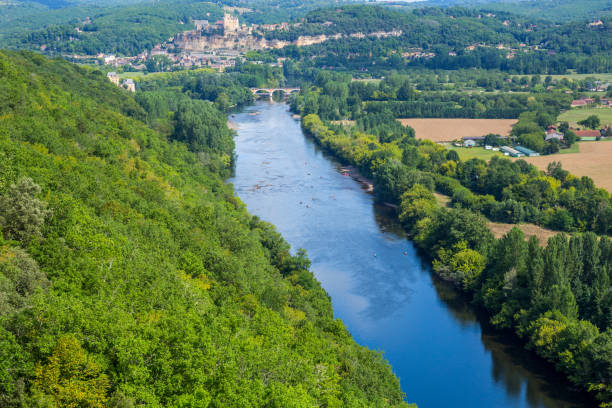 istock Dordogne river at Castelnaud 1291905053