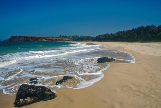 istock Soft waves of the ocean 1291908186