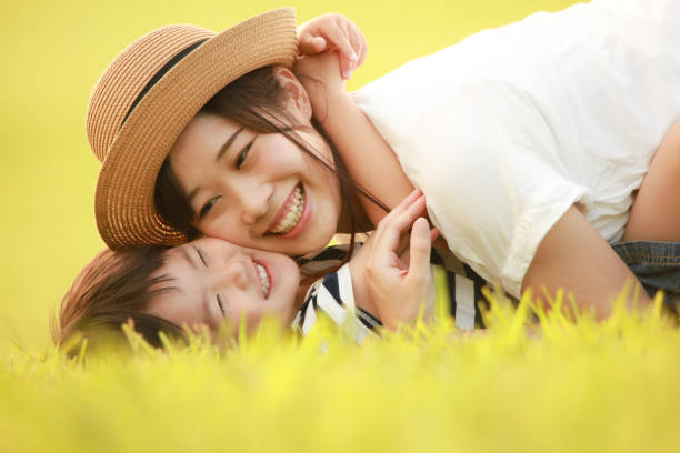 istock Smiley parent and child 1291932398