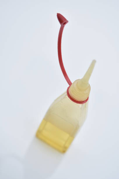 istock Lubricating oil for fine mechanisms 1291954180