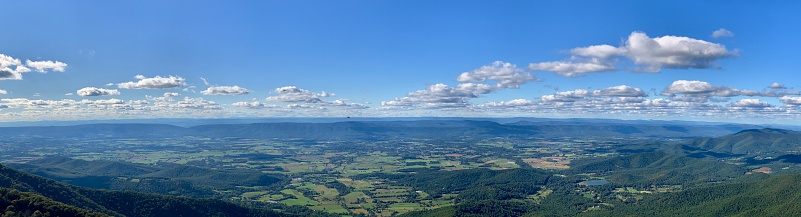 Panoramic view of Shenandoah Valley in Virginia, USA.