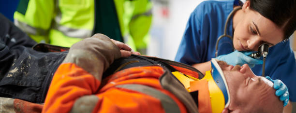 istock injured building contractor in hospital 1291999352