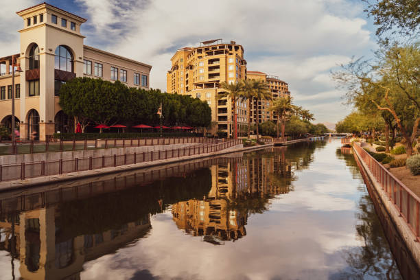 istock Waterfront in Downtown Scottsdale Arizona 1292000254