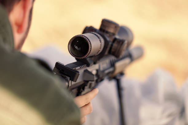 アサルトライフル - rifle bullet war sport ストックフォトと画像