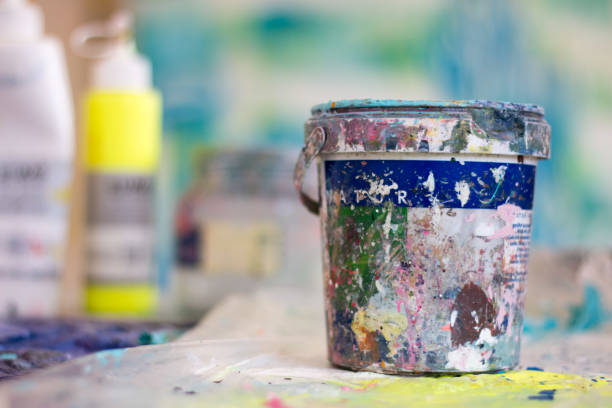 istock Painting artwork: paint brushes on painting background 1292104014