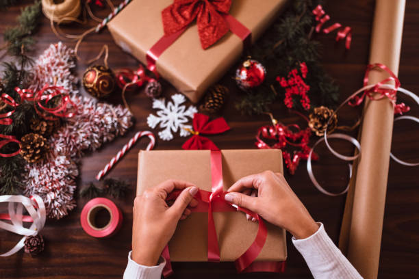istock Wrapping Christmas gifts 1292142841