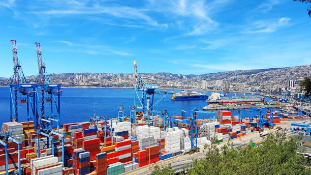 Valparaiso City Panorama Panorama of City of Valparaiso Chile with Skyline, Dock, Harbour area, bay, ships and containers on a sunny day tariff stock pictures, royalty-free photos & images
