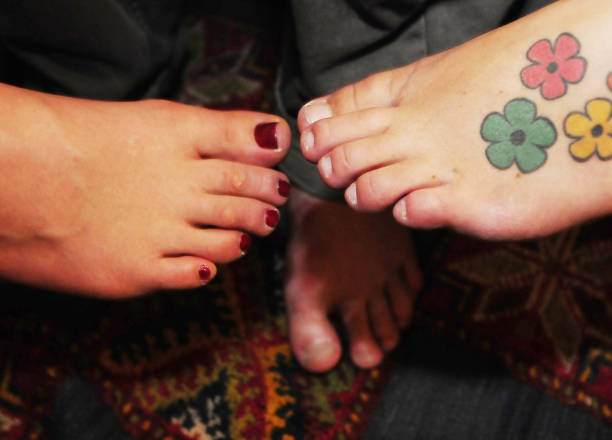 istock barefoot, without any footwear 1292161657