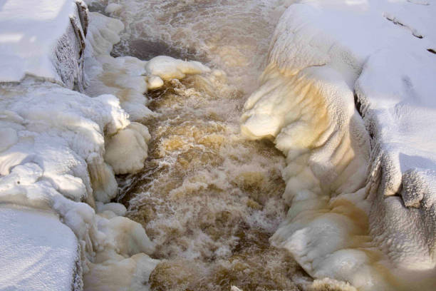 istock Icy river in the Canadian winters 1292203760
