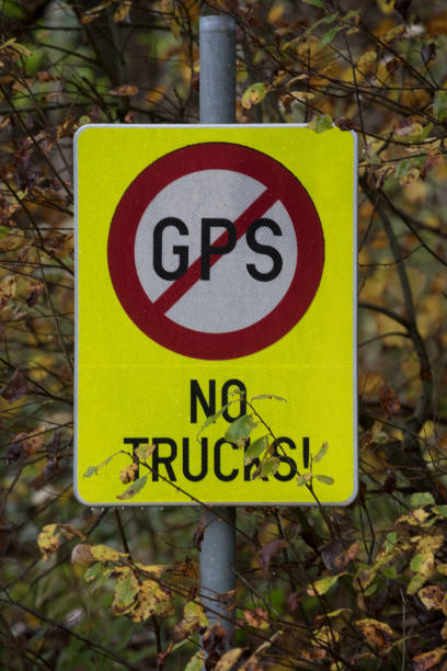 istock No GPS reception traffic sign 1292218726