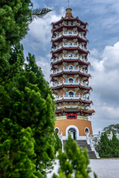 istock Ci'en Pagoda, Sun Moon Lake, Taiwan 1292234093