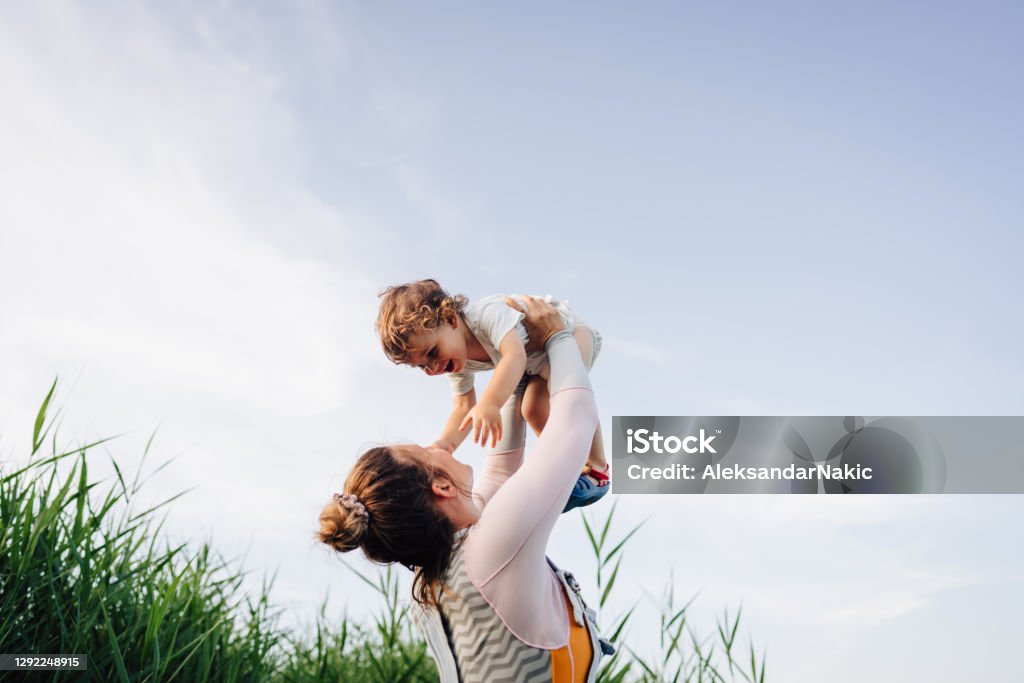 Sommer mit einem Kleinkind - Lizenzfrei Mutter Stock-Foto
