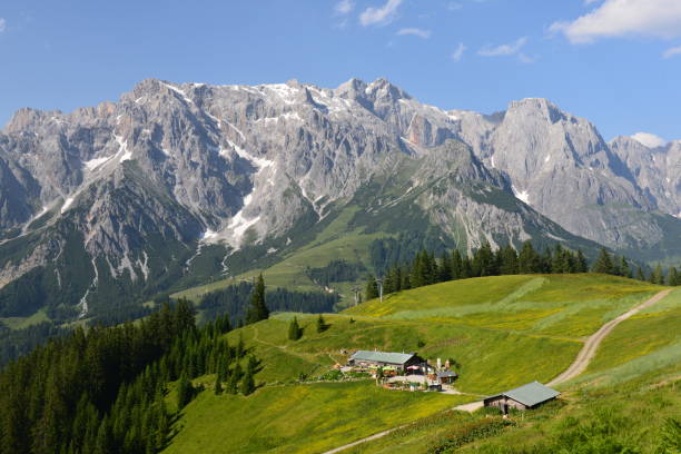 hochkoenig mountain range - tirol north tirol hut austria photos et images de collection