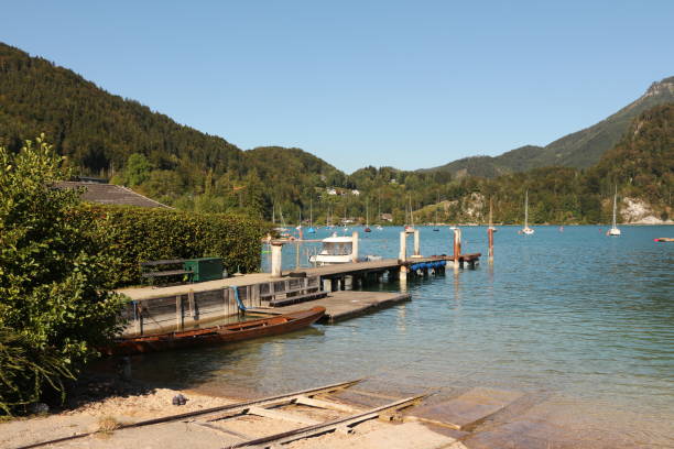 istock Sunny September day in St. Gilgen on Lake Wolfgang 1292298667