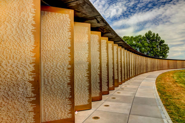 the ring of remembrance memorial at notre dame de lorette. - notre dame de lorette imagens e fotografias de stock