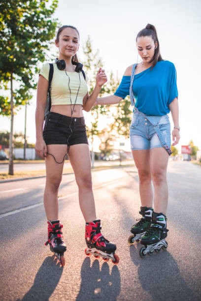 istock Sporty girls 1292320805