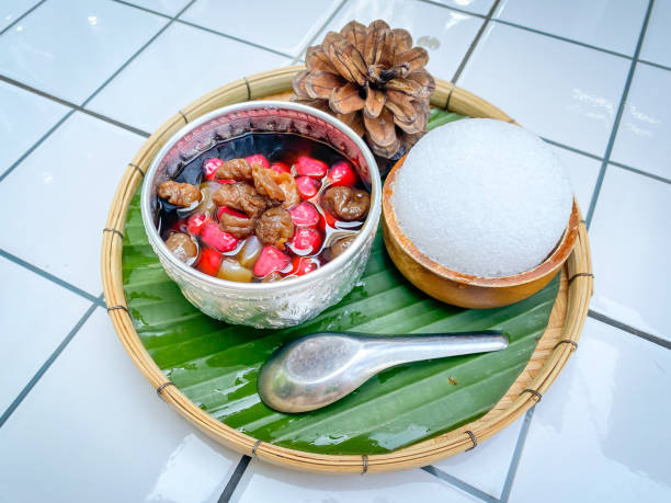 istock Thai dessert Water Chestnuts in Coconut Milk and ice 1292330229