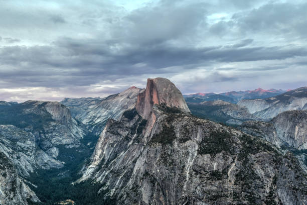 istock Glacier Point - Yosemite National Park 1292333551