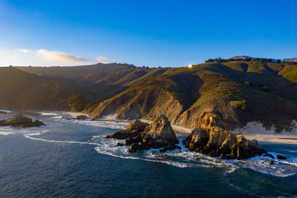 istock Pfeiffer Beach - Big Sur, California 1292335906