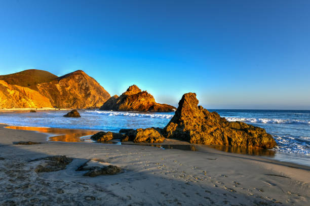 istock Pfeiffer Beach - Big Sur, California 1292336319
