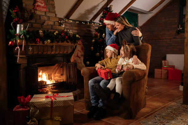 istock The fireplace makes the Christmas feel even stronger 1292337167