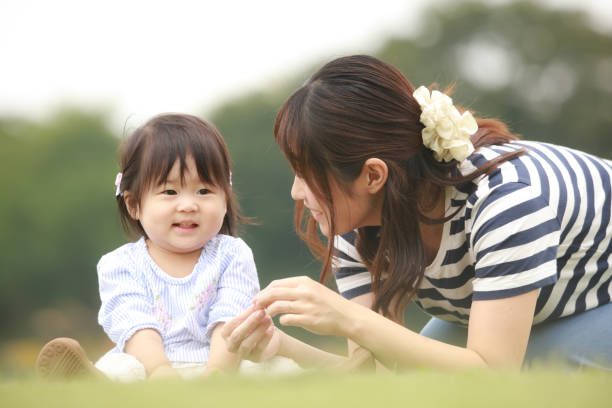 istock Smiley parent and child 1292373199