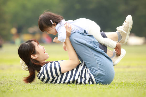 istock Smiley parent and child 1292373229