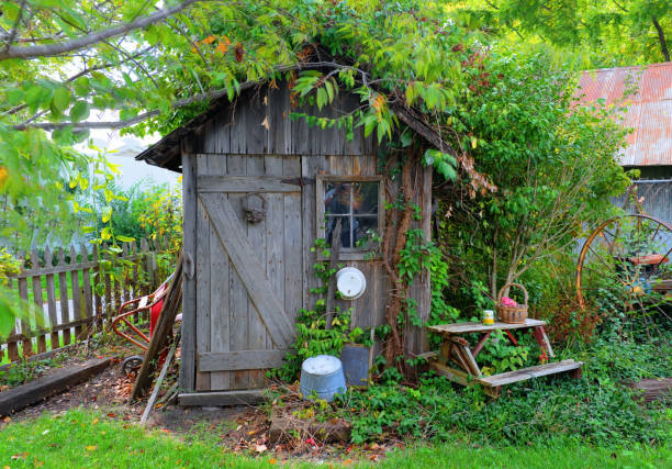 istock Old Weathered Tool Shed-Howard County Indiana 1292407471