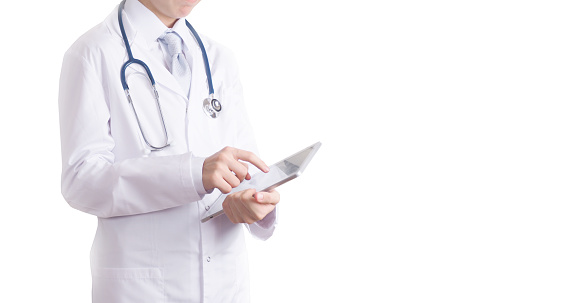 Médico usando una tableta digital. Concepto de Salud y Medicina. photo