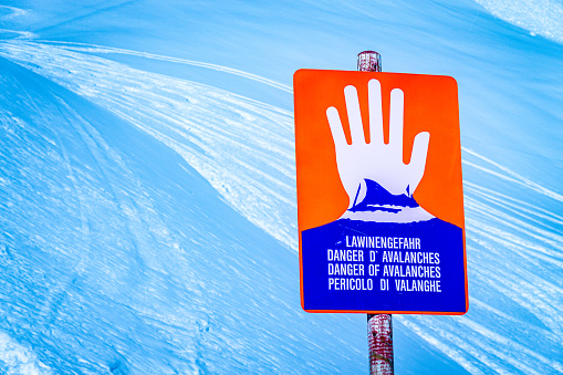 sign in germany - danger of avalanches