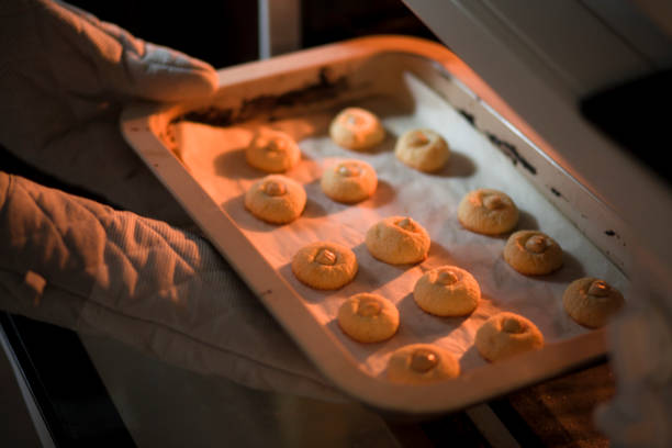 istock Baking Session at Home: Macaroons for Christmas 1292471154