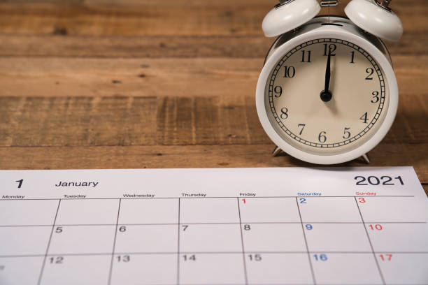 istock Simple January calendar and white clock 1292487445