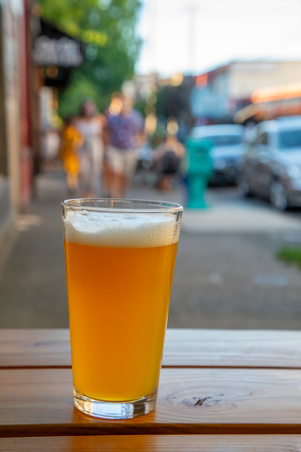 Outdoor dining and drinking on the sidewalks of Portland streets during the summer of 2020.