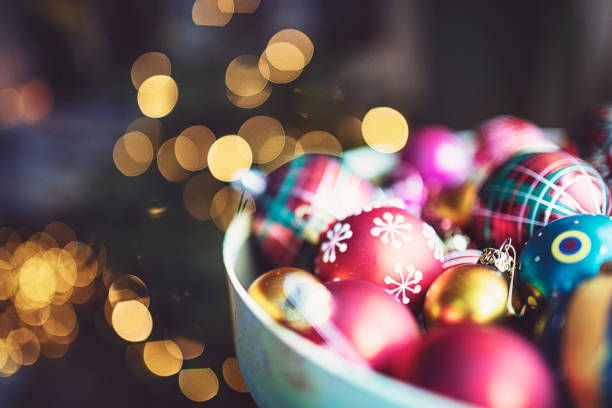 Preparations to decorate the Christmas tree