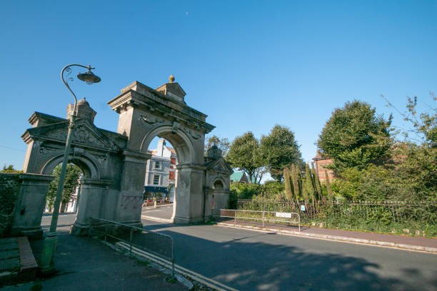 istock Egremont Gate of Queen's Park in Brighton, England 1292572796