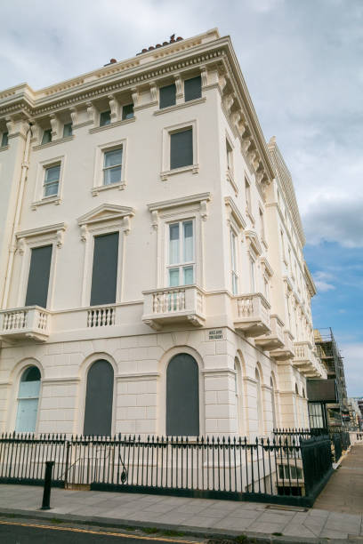 istock Adelaide Crescent in Brighton & Hove, England 1292573927